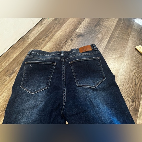 Amaryllis High Rise Dark Blue Jeans button fly distressed basic neutral denim - Picture 3 of 12